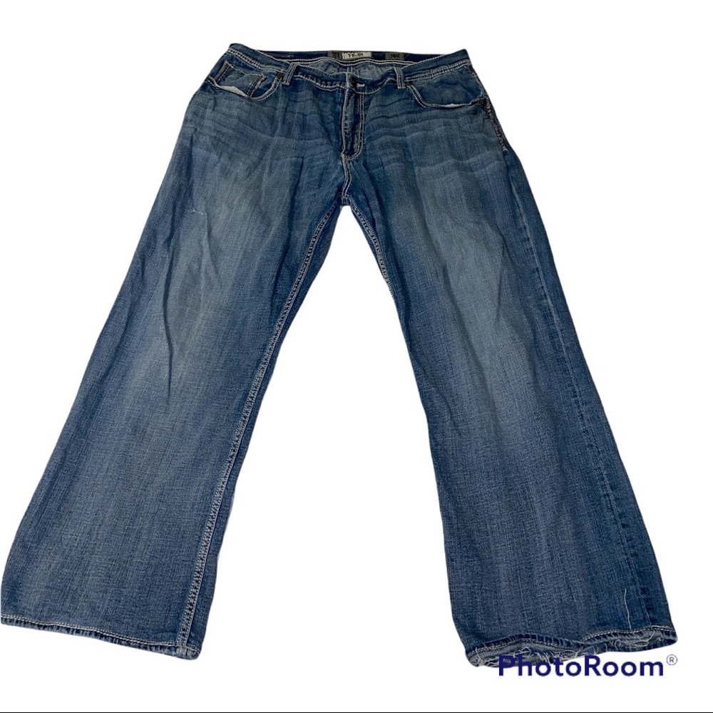 BKE Tyler size 38 X 27 inches jeans